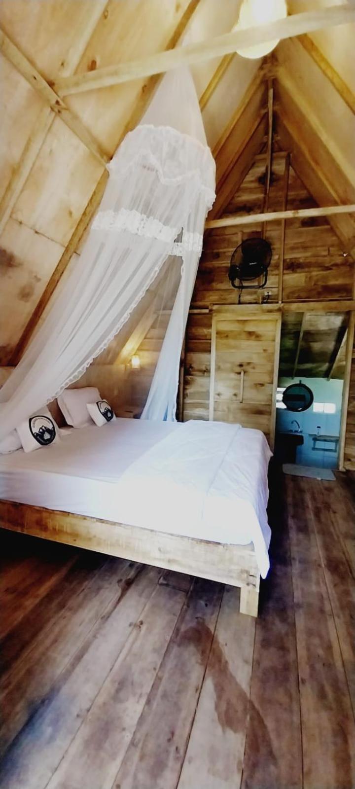 Girang Rinjani Bungalows Tetebatu Extérieur photo