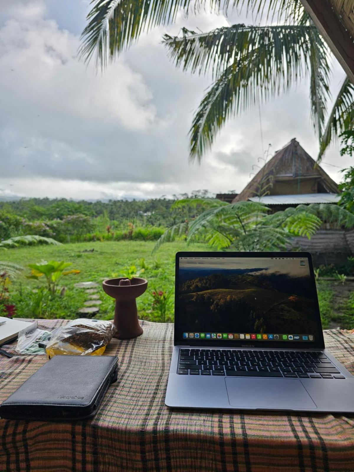 Girang Rinjani Bungalows Tetebatu Extérieur photo